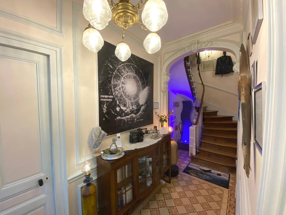 Dday Aviators Le Manoir Hotell Arromanches-les-Bains Exteriör bild
