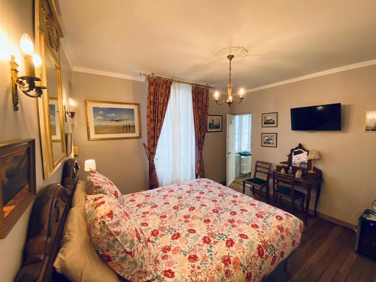 Dday Aviators Le Manoir Hotell Arromanches-les-Bains Exteriör bild