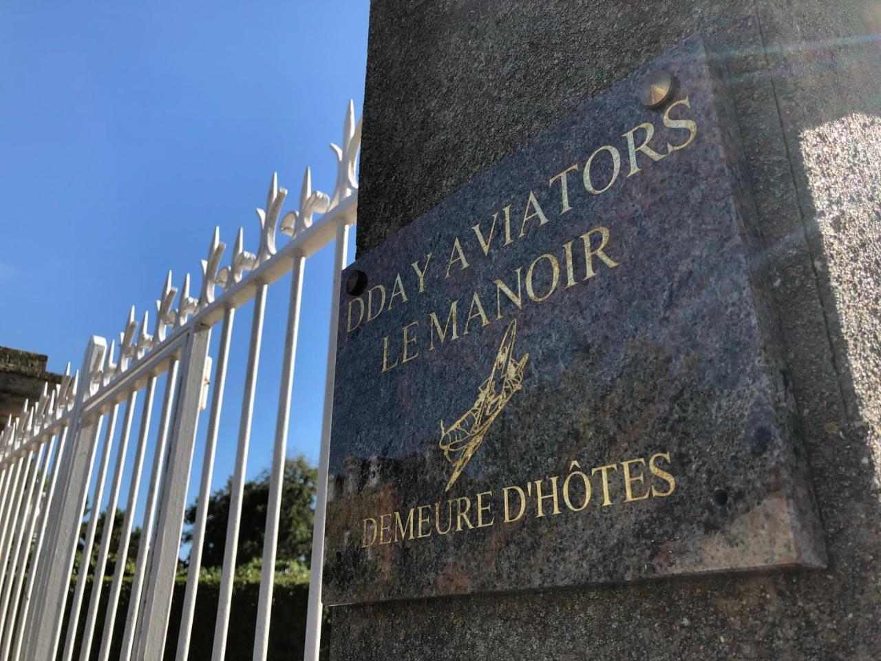 Dday Aviators Le Manoir Hotell Arromanches-les-Bains Exteriör bild