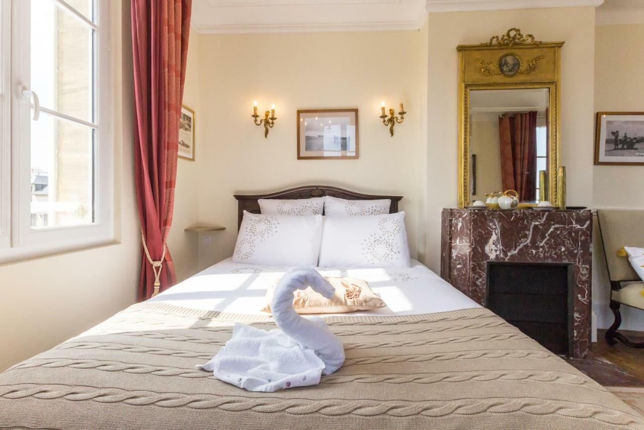 Dday Aviators Le Manoir Hotell Arromanches-les-Bains Exteriör bild